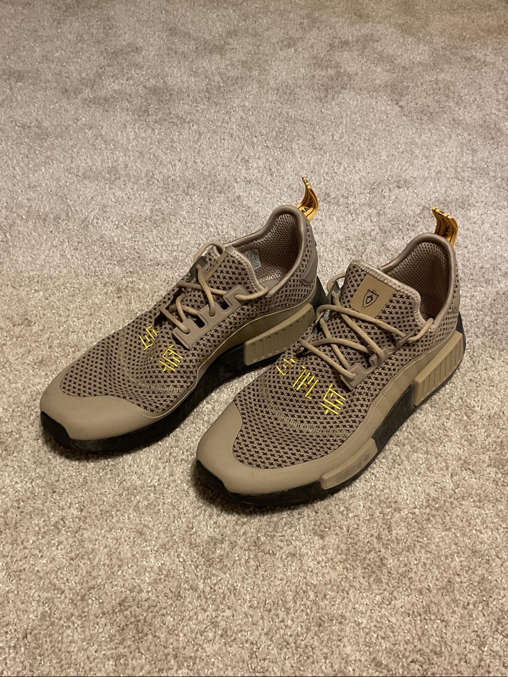 adidas NMD R1 Trail Marvel Guardians of the Galaxy Groot Size 10.5 - Worn Once